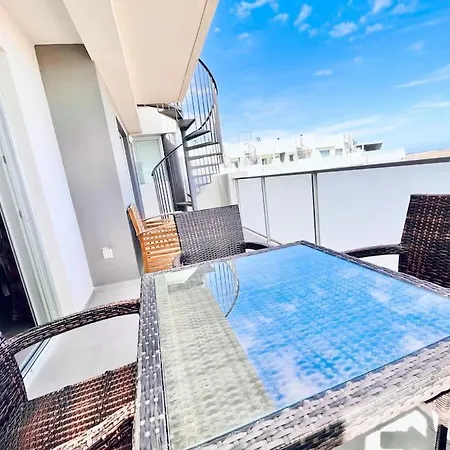 Apartment Sea View 2-bedrooms *