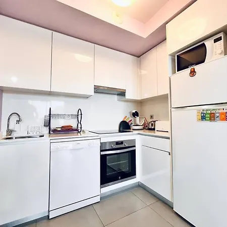 Sea View 2-bedrooms *