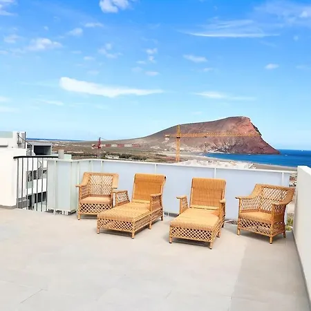 Sea View 2-bedrooms *